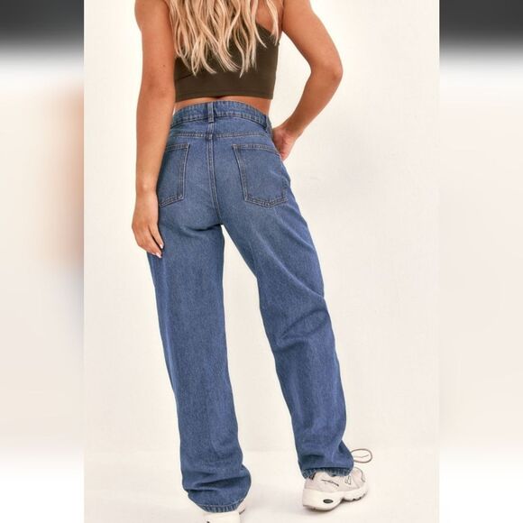 NWT PRETTYLITTLETHING Indigo Blue Wash High Rise Boyfriend Jeans - Picture 4 of 6